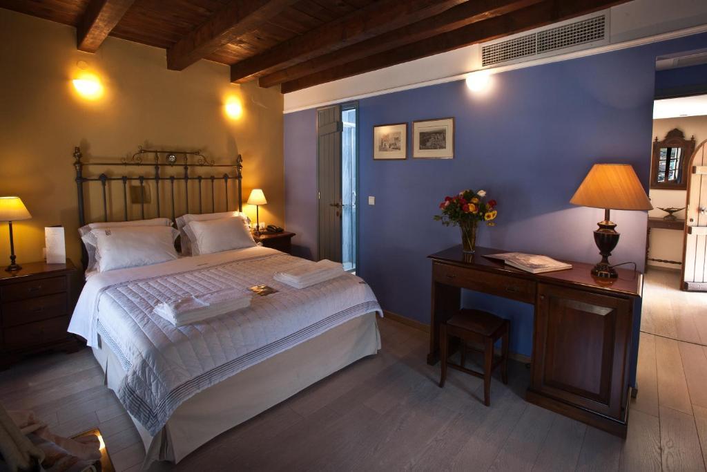 Mavromichalai Hotel Liménion Ruang foto